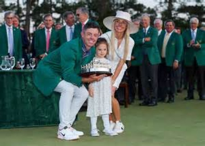 
Adam Svensson Girlfriend Gabi Powel Caddying Him in The Masters 
