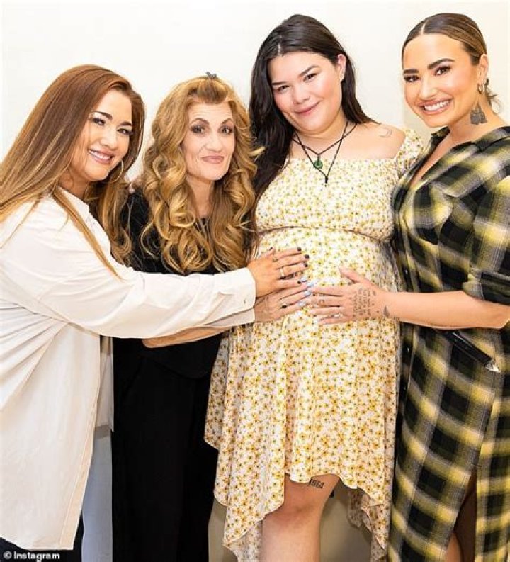 Dianna De La Garza Height, Weight, Net Worth, Age, Birthday, Wikipedia, Who, Nationality, Biography