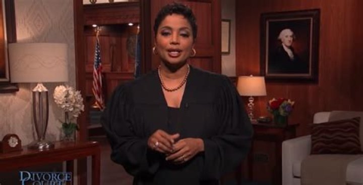 
Divorce Court’s Judge Lynn Toler Has Been Happily Married To Husband Eric Mumford 