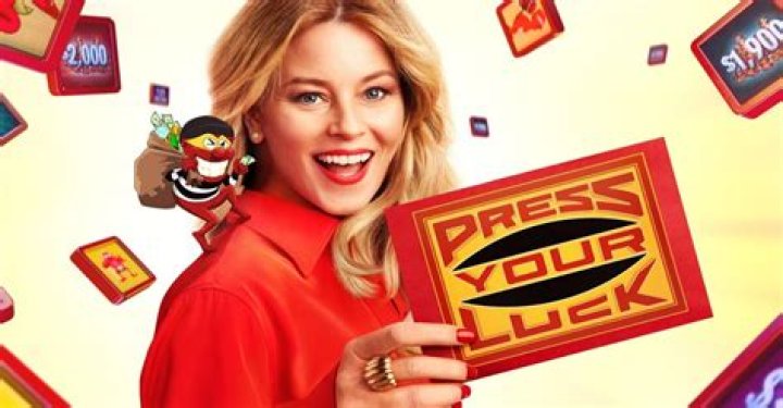 Fans Joke Elizabeth Banks Is Pregnant After Her ‘Press Your Luck’ 2022 Look Goes Viral