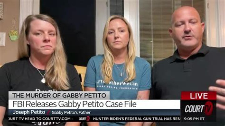 
Gabby Petito’s Parents Drop Selfie Showing Bruised Face Pre-Traffic Stop 