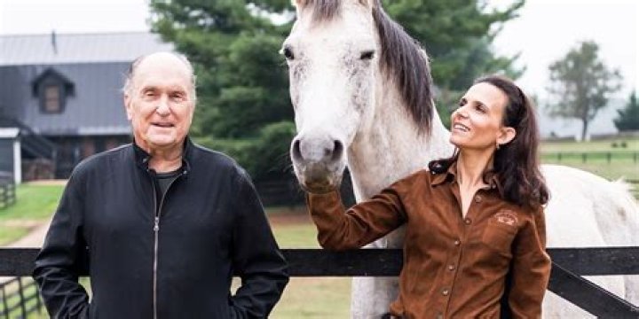 
How Did Ursula Hayden Die? Babe the Farmer’s Daughter Cause of Death Revealed 