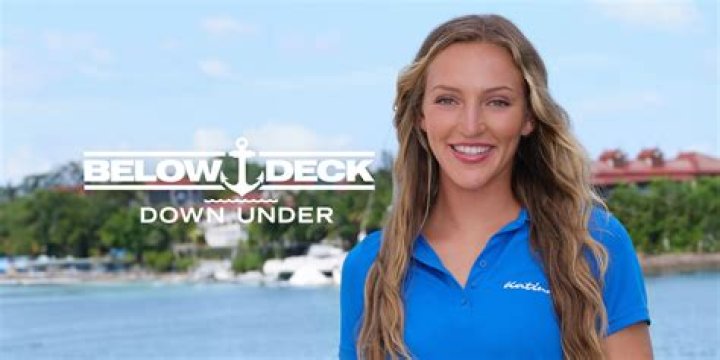 
“I don’t like Faye”: Fans slam chief stew Faye for repeatedly asking Lewis and the deckhands for help on Below Deck Adventure 