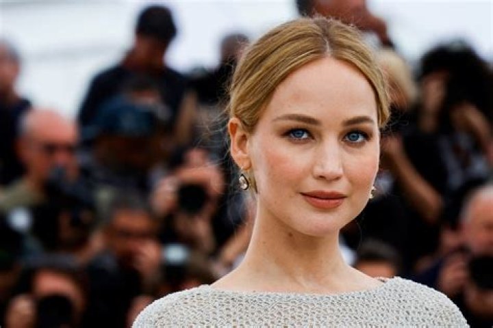 
Is Jennifer Lawrence Gay? Age, Height, Net Worth 