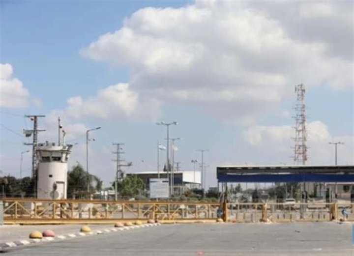 
Israel shuts West Bank checkpoints following deadly shootout 
