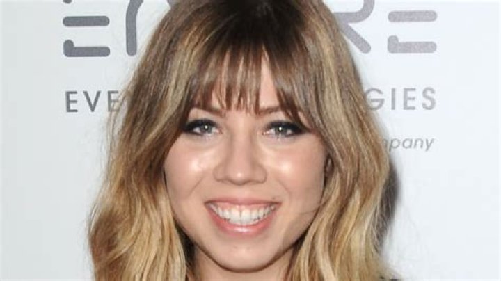 
Jennette McCurdy Says She Was “Exploited” While Starring On iCarly 