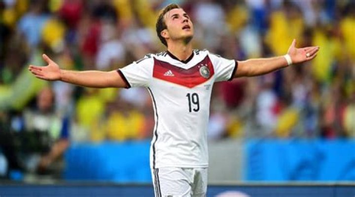 
Mario Götze Height, Weight, Net Worth, Age, Birthday, Wikipedia, Who, Nationality, Biography 