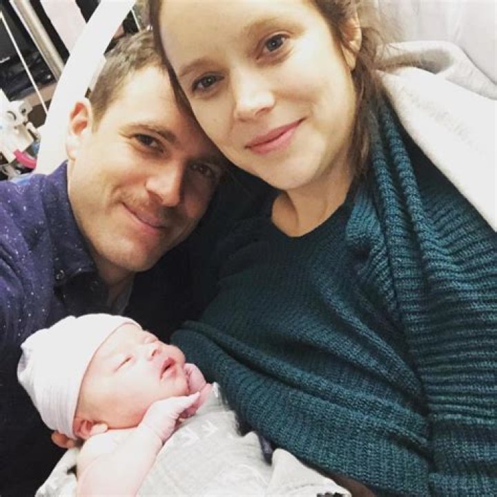 
Marnie Schulenburg And Her Husband Zack Robidas Got Married In 2013 – The Actress Sadly Passed Away From Breast Cancer 