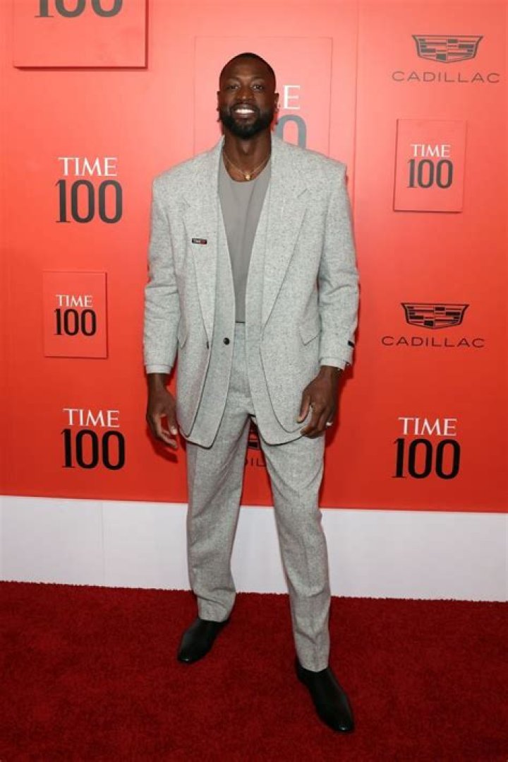 Mike Wade Height, Weight, Net Worth, Age, Birthday, Wikipedia, Who, Nationality, Biography