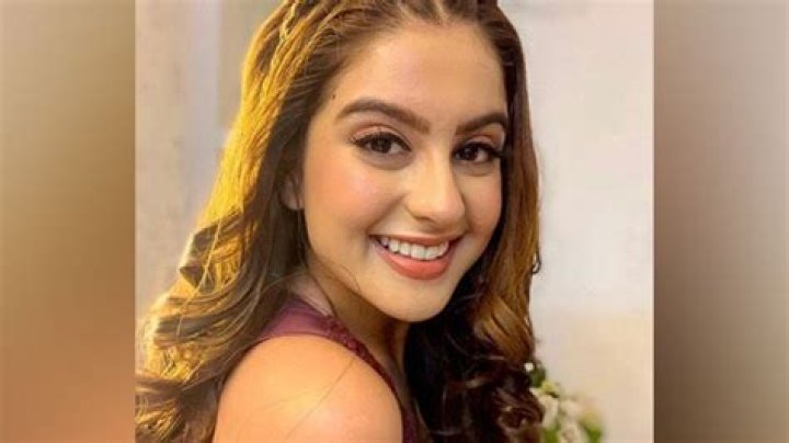 Tunisha Sharma Height, Weight, Net Worth, Age, Birthday, Wikipedia, Who, Instagram, Biography